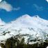 Сотрудники МЧС проводят операцию по спасению альпинистов на Эльбрусе