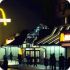 Ресторан Макдоналдс горит на Тверской улице в Москве, пострадавших нет