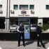 Греческий прокурор допрашивает семью беглого менеджера Siemens